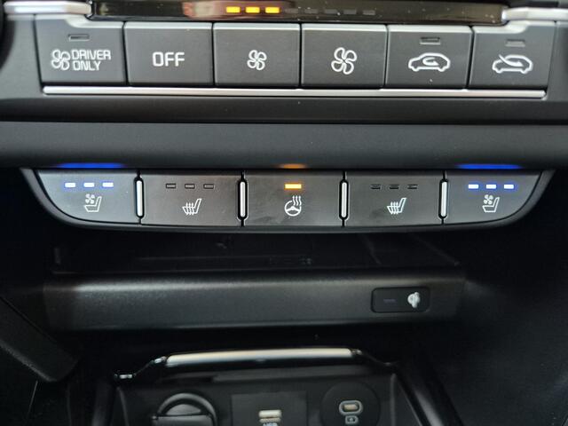 KIA Xceed 1.6 GDi PHEV Plug-in ExecutiveLine Automaat / 7 jaar Fabrieksgarantie / Elektrische achterklep / Stuur- en Stoelverwarming / Adaptief cruise control / Stoelverkoeling voor / Trekgewicht 1300 kg / Apple Carplay Android Auto /