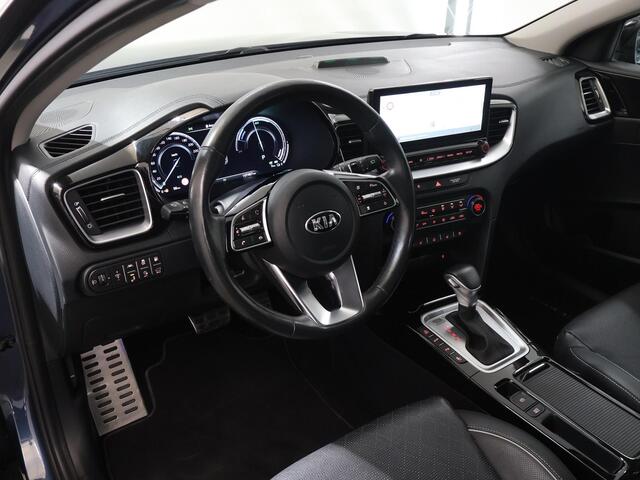 KIA Xceed 1.6 GDi PHEV ExecutiveLine | Panoramadak | Lederen Bekleding | Stoelventilatie | Elektrisch verstelb. bestuurdersstoel met geheugen | Stoel/Stuurwielverwarming