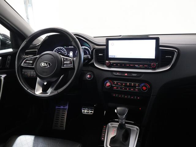 KIA Xceed 1.6 GDi PHEV ExecutiveLine | Panoramadak | Lederen Bekleding | Stoelventilatie | Elektrisch verstelb. bestuurdersstoel met geheugen | Stoel/Stuurwielverwarming