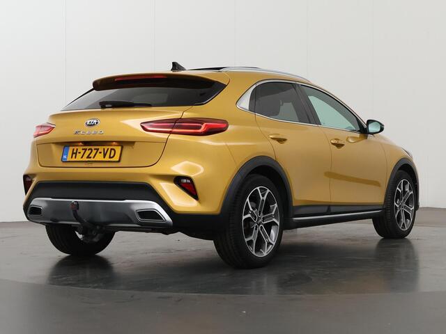 KIA Xceed 1.4 T-GDi DynamicPlusLine | Trekhaak | Panoramadak Navigatie | Parkeercamera | Stoelverwarming | Keyless Go |