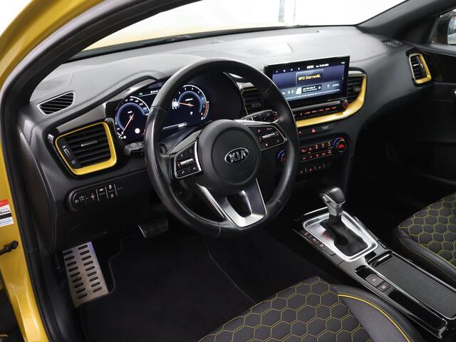 KIA Xceed 1.4 T-GDi DynamicPlusLine | Trekhaak | Panoramadak Navigatie | Parkeercamera | Stoelverwarming | Keyless Go |