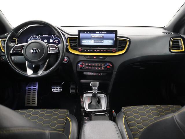 KIA Xceed 1.4 T-GDi DynamicPlusLine | Trekhaak | Panoramadak Navigatie | Parkeercamera | Stoelverwarming | Keyless Go |