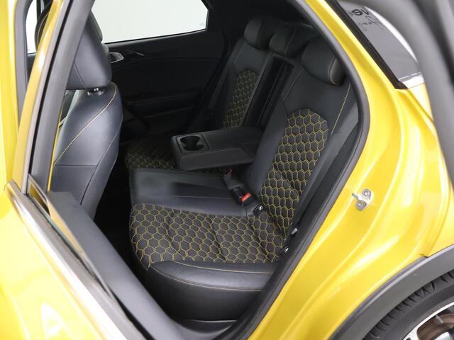 KIA Xceed 1.4 T-GDi DynamicPlusLine | Trekhaak | Panoramadak Navigatie | Parkeercamera | Stoelverwarming | Keyless Go |