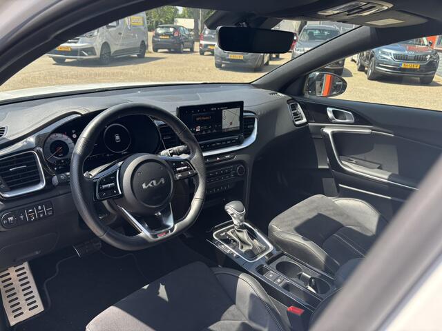 KIA Xceed 1.5 T-GDi GT-Line / Parelmoer Wit / NL Auto / Eerste Eigenaar / Panoramadak / Navi / Applecarplay/Androidauto /