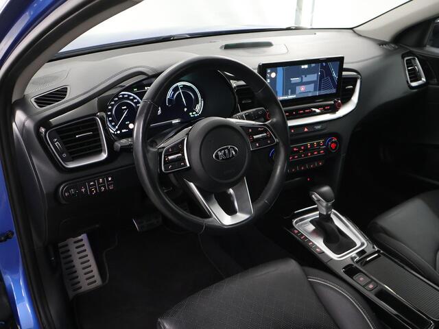 KIA Xceed 1.6 GDi PHEV ExecutiveLine | Panoramadak | Lederen Bekleding | Stoelventilatie | Elektrisch verstelb. bestuurdersstoel met geheugen | Stoel/Stuurwielverwarming