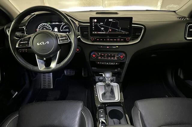 KIA Xceed 1.6 GDi PHEV ExecutiveLine | Kia Logo nieuw, Schuifdak, Stoel ventilatie, Elektr. stoel, Dodehoekherkenning, Elekr. achterklep, 18 inch velgen, 1e eigenaar, dealer onderhouden, 1300 kg trekgewicht!