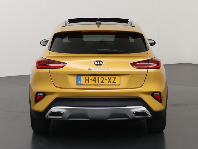 KIA Xceed 1.4 T-GDi DynamicPlusLine | Panoramadak | Navigatie | Parkeercamera | Stoelverwarming | Keyless Go |