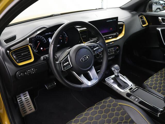 KIA Xceed 1.4 T-GDi DynamicPlusLine | Panoramadak | Navigatie | Parkeercamera | Stoelverwarming | Keyless Go |