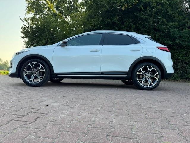 KIA Xceed 1.5 T-GDi MHEV DYNAMIC PLUS LINE/PANO/ACARPLAY/HLEER/LED/FABRIEKSGARANTIE