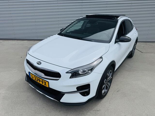 KIA Xceed 1.5 T-GDI MHEV ExecutiveLine NW Staat ! | Trekhaak | All seasons | Auto rijdt momenteel informeer voor aanwezigheid | kmstand kan iets variëren !