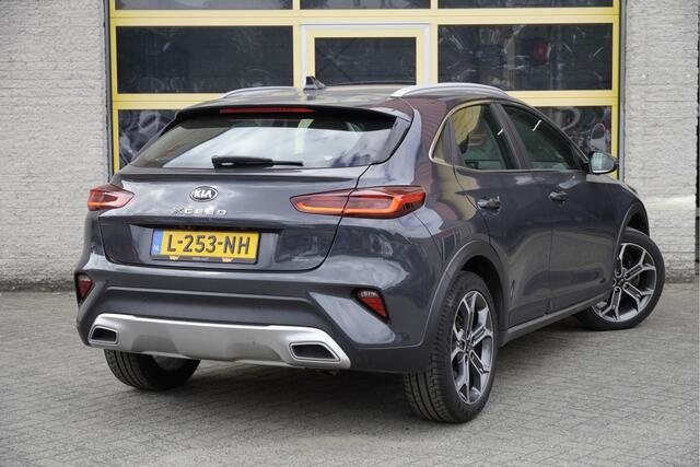 KIA Xceed 1.0 T-GDi DynamicLine BJ2021 Lmv 18" | Led V+A | Pdc | Navi | Achteruitrijcamera | Climate control | Cruise control | Getint glas