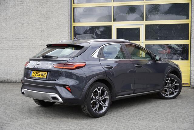KIA Xceed 1.0 T-GDi DynamicLine BJ2021 Lmv 18" | Led V+A | Pdc | Navi | Achteruitrijcamera | Climate control | Cruise control | Getint glas