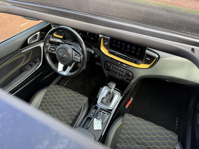 KIA Xceed 1.6 T-GDi DynamicPlusLine | 204 PK | Panoramadak | Trekhaak | Virtual cockpit | Dealer onderhouden |