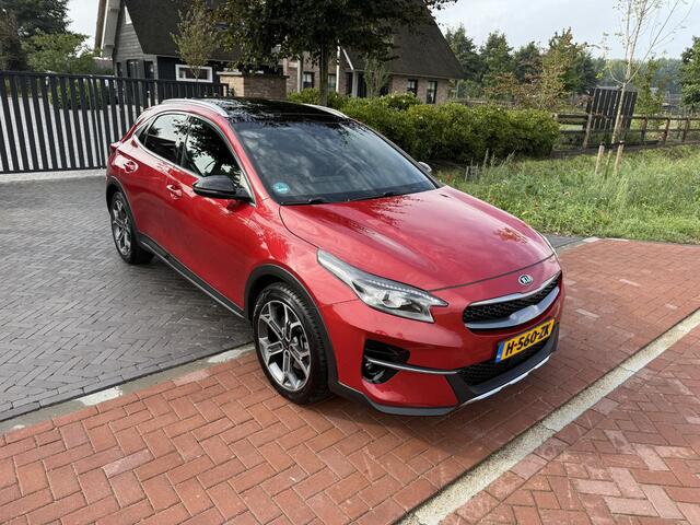 KIA Xceed 1.6 T-GDi DynamicPlusLine | 204 PK | Panoramadak | Trekhaak | Virtual cockpit | Dealer onderhouden |