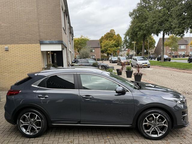 KIA Xceed 1.0 T-GDi DynamicPlusLine / TREKHAAK/ 1STE EIG/ CARPLAY/FULL LED/ CAMERA / LMV/ CLIMA/ KEYLESS