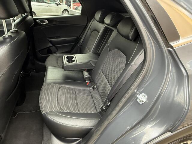 KIA Xceed 1.0 T-GDi DynamicPlusLine / TREKHAAK/ 1STE EIG/ CARPLAY/FULL LED/ CAMERA / LMV/ CLIMA/ KEYLESS