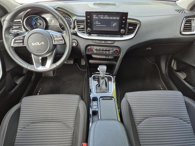 KIA Xceed 1.6 GDi PHEV Plug-in DynamicLine Facelift Automaat /7 jaar Fabrieksgarantie / Allseason Banden / Navigatie via Apple Carplay of Android Auto / Stuur- en Stoelverwarming / Adaptief CC / Trekgewicht 1300 kg / Achteruitrijcamera /