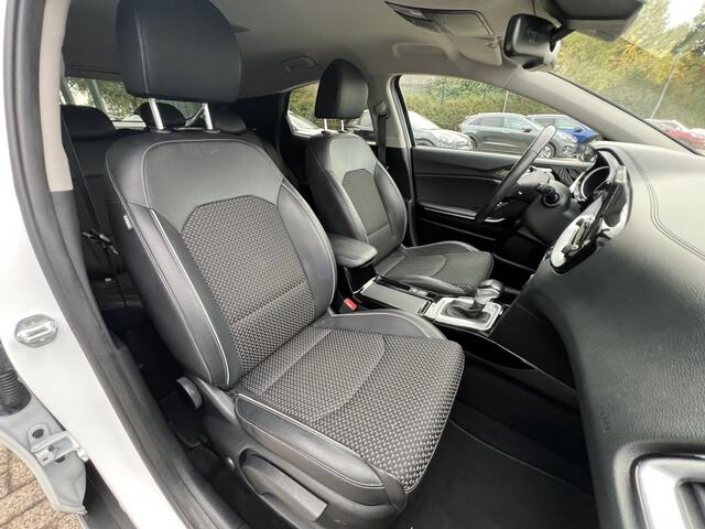 KIA Xceed 1.6 GDi PHEV DynamicPlusLine Navigatie - Stoel verwarming