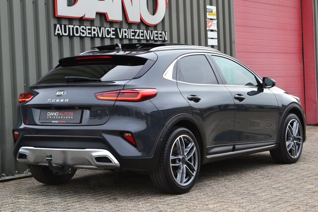 KIA Xceed 1.6 T-GDI Platinum Edition 204PK LED/Leer/Pano/ACC
