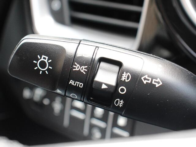 KIA Xceed 1.6 GDi PHEV DynamicLine | Navigatie | Camera | Climate Control | Cruise control adaptive | Lane assist | Lichtmetalen Velgen | Stoelverwarming