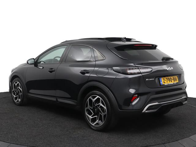KIA Xceed 1.5 T-GDi GT-Line - Panorama dak - Stoel/Stuur verwarming - Navigatie - Climate Control - Achteruitrijcamera - Elektrische Achterklep - Fabrieksgarantie tot 03-2031