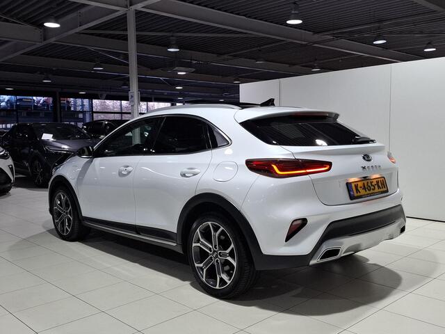 KIA Xceed 1.6 GDi PHEV ExecutiveLine Schuif kantel dak, Stoel en Stuur verwarming, Apple Carplay/Android Auto, Navigatie, Camera.