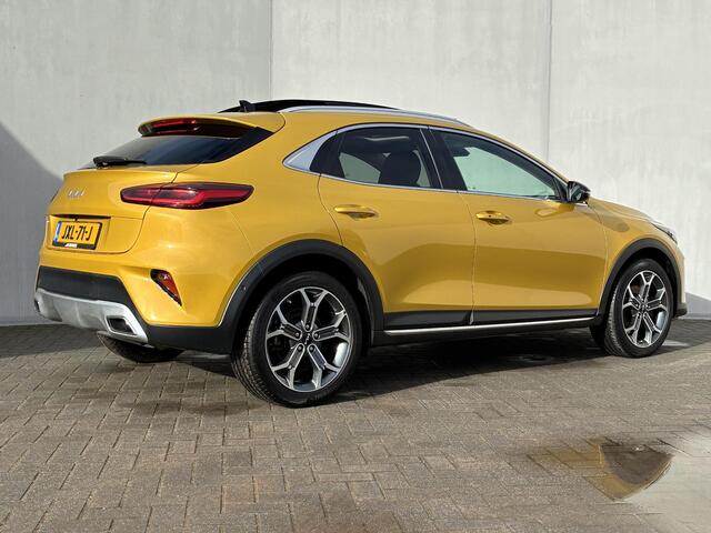 KIA Xceed 1.6 GDi PHEV ExecutiveLine / Volledig Onderhouden / Stuur-/Stoelverwarming / Apple Carplay/Android Auto / Schuif-/Kanteldak / Navigatie / Achteruitrijcamera / Adaptieve Cruise Control / Elektrische achterklep /