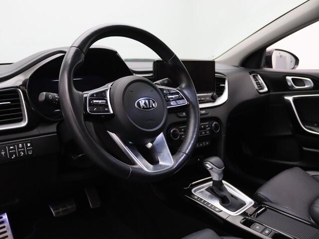 KIA Xceed 1.6 GDi PHEV ExecutiveLine 140pk Camera | Adapt. Cruise | Stoel-/stuurverw. | Panoramadak