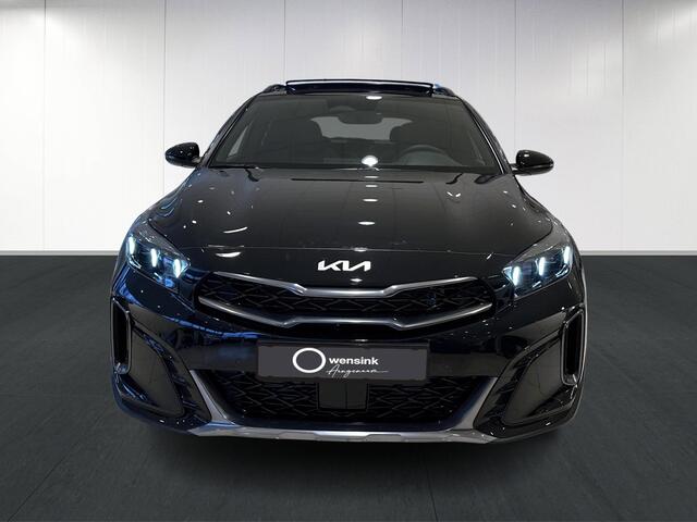 KIA Xceed 1.5 T-GDi GT-PlusLine | Panoramaschuifdak | Stoelverwarming | LED-koplampen | Dodehoekassistentie | Achteruitrijcamera | Privacy glass | Stuurwielverwarming |