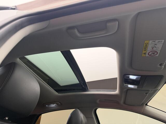 KIA Xceed 1.6 GDi PHEV ExecutiveLine | Panodak | Leer | Stoel verw/koeling | All weatherbanden