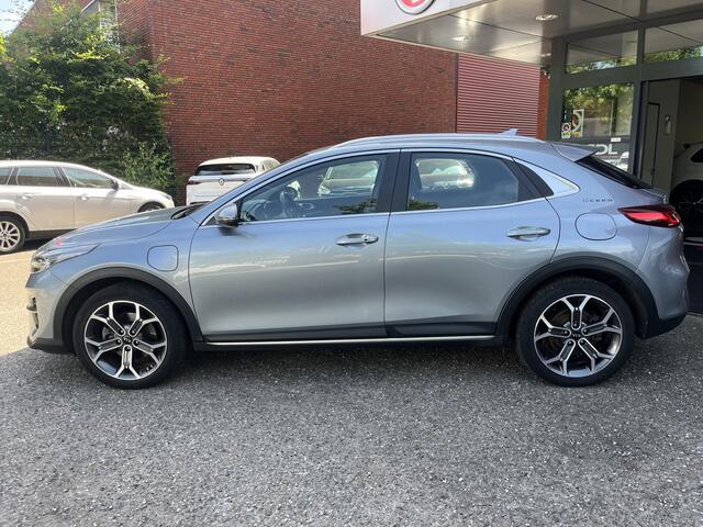 KIA Xceed 1.6 GDi PHEV DynamicPlusLine // KEYLESS // HALF LEDER // CAMERA+SENSOREN // STUUR+STOELVERARMING // NAVI+CARPLAY //