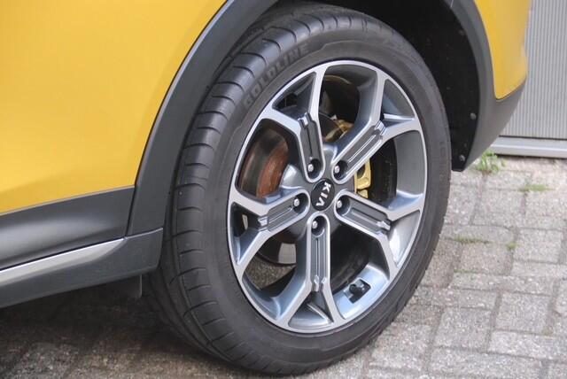 KIA Xceed 1.4 T-GDi DynamicPlusLine Automaat, Stoel & Stuurverwarmd, Camera, Cruise, Pano