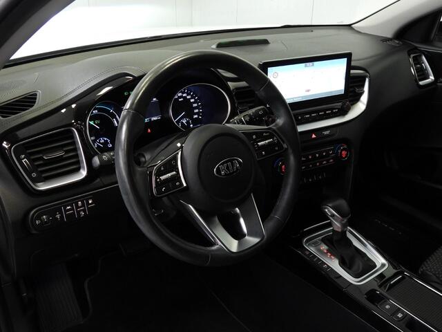 KIA Xceed 1.6 GDi PHEV Plug-In DynamicLine NAVI/CAMERA/LED/17"LMV!