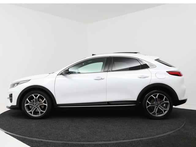 KIA Xceed 1.5 T-GDI MHEV DynamicPlusLine Style Pack Elektrisch glazen schuif-/kanteldak Onderweg-naar-dealer