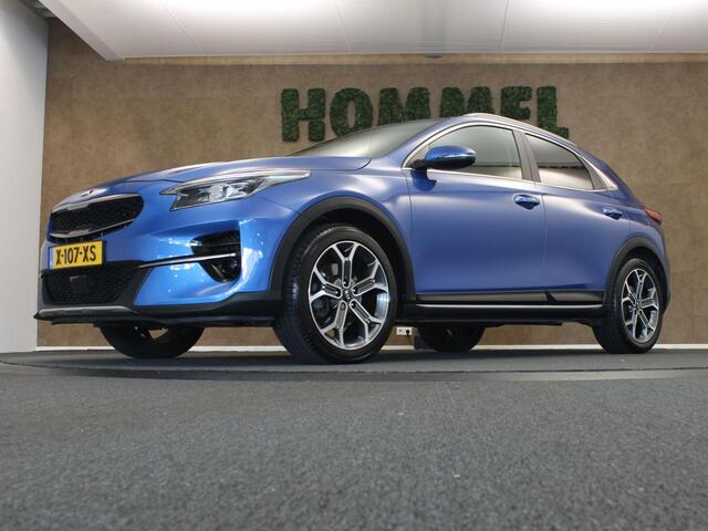 KIA Xceed 1.0 T-GDi DynamicPlusLine - 18 INCH LICHT METALEN VELGEN MET HANKOOK BANDEN - JBL AUDIO - CAMERA - HALF LEDEREN BEKLEDING - LICHT EN REGENSENSOR - STOELVERWARMING - STUURVERWARMING - PARKEERSENSOREN ACHTER - PASSAGIERSSTOEL IN HOOGTE VERSTELBAAR - ONDERH