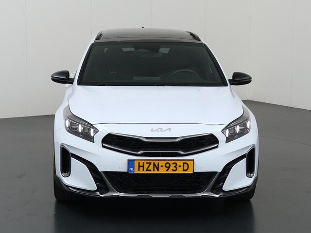KIA Xceed 1.5 T-GDi DCT7 GT-Line | Panoramaschuifdak | Stoelverwarming | LED-koplampen | Dodehoekassistentie | Achteruitrijcamera | Privacy glass | Stuurwielverwarming |