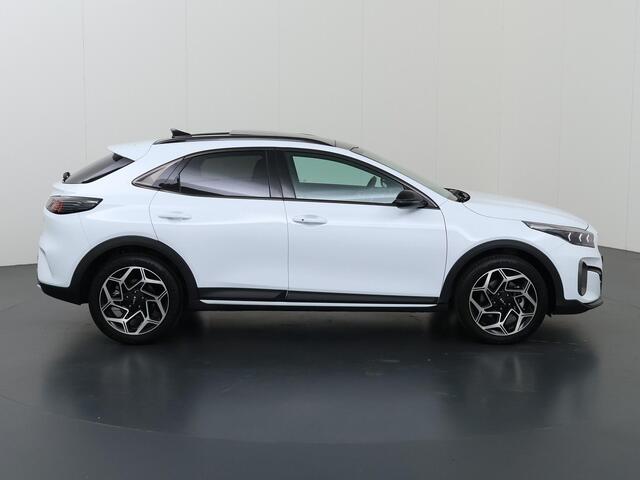 KIA Xceed 1.5 T-GDi DCT7 GT-Line | Panoramaschuifdak | Stoelverwarming | LED-koplampen | Dodehoekassistentie | Achteruitrijcamera | Privacy glass | Stuurwielverwarming |