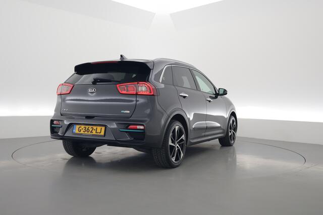 KIA e-Niro ExecutiveLine 64 kWh | CarPlay | JBL | Leder | Keyless | Camera | Stoelventilatie | Navi