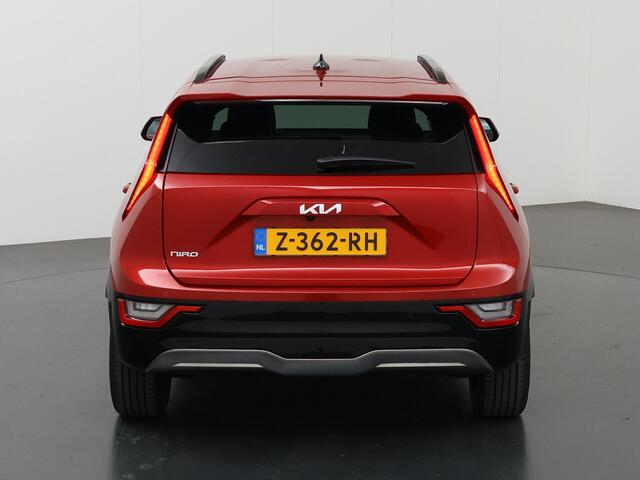 KIA e-Niro EV Edition Advanced 64.8 kWh | SOH 100% | Stoel/Stuurwielverwarming | Head-Up Display | Dodehoek detectie |