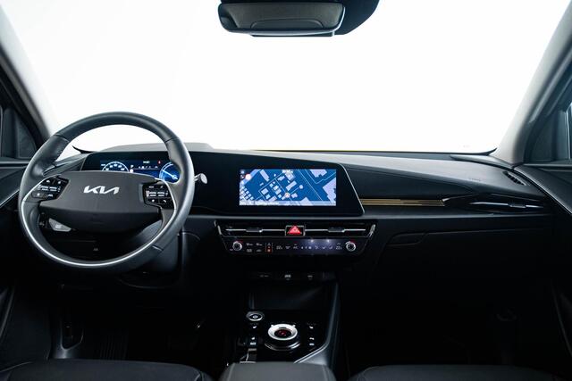 KIA e-Niro EV DynamicPlusLine 64.8 kWh Schuifdak - Head-up - Camera - Privacy glass - Stoelverwarming - LED-koplampen - Stuurwielverwarming