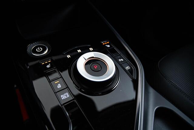 KIA e-Niro EV DynamicPlusLine 64.8 kWh Schuifdak - Head-up - Camera - Privacy glass - Stoelverwarming - LED-koplampen - Stuurwielverwarming