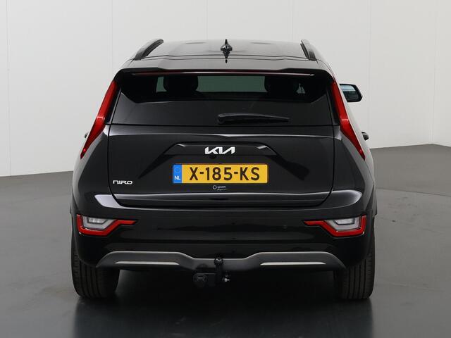 KIA e-Niro EV ExecutiveLine 64.8 kWh | Trekhaak | Harman/kardon audio | Stoelventilatie | Remote smart Parking | Elektrisch verstelb. bestuurdersstoel met geheugen |