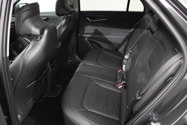 KIA e-Niro EV DynamicPlusLine 64.8 kWh Navigatie Half Leder Schuif-kantel dak Electrisch bedienbare achterklep DAB Led Camera Extra Getint Glas Lichtmetalen Velgen