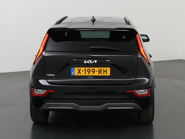 KIA e-Niro EV ExecutiveLine 64.8 kWh | Panoramadak | Harman/kardon audio | Stoelventilatie | Remote smart Parking | Elektrisch verstelb. bestuurdersstoel met geheugen
