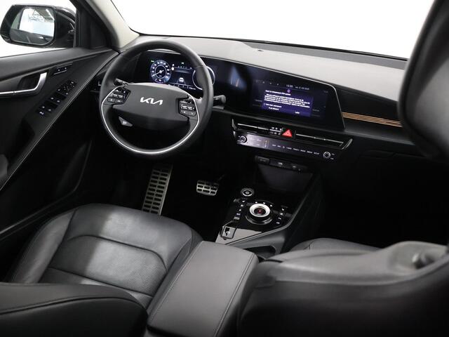 KIA e-Niro EV ExecutiveLine 64.8 kWh | Panoramadak | Harman/kardon audio | Stoelventilatie | Remote smart Parking | Elektrisch verstelb. bestuurdersstoel met geheugen