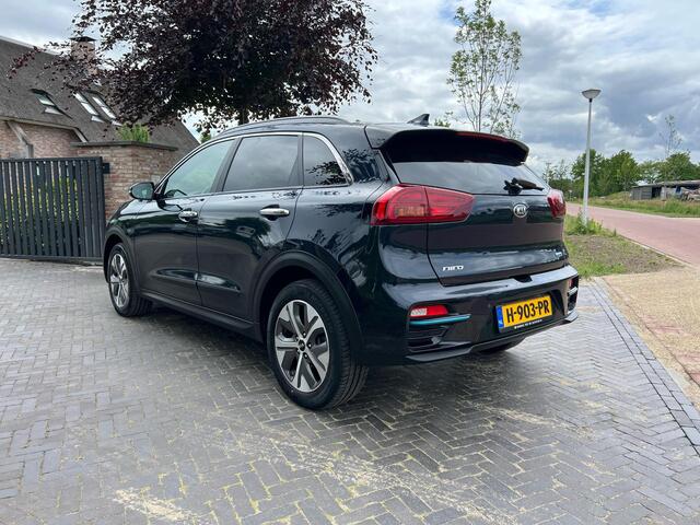 KIA e-Niro ExecutiveLine 64 kWh | Facelift Model | Camera | Apple Carplay | JBL | Cruise Control | Dealeronderhouden |