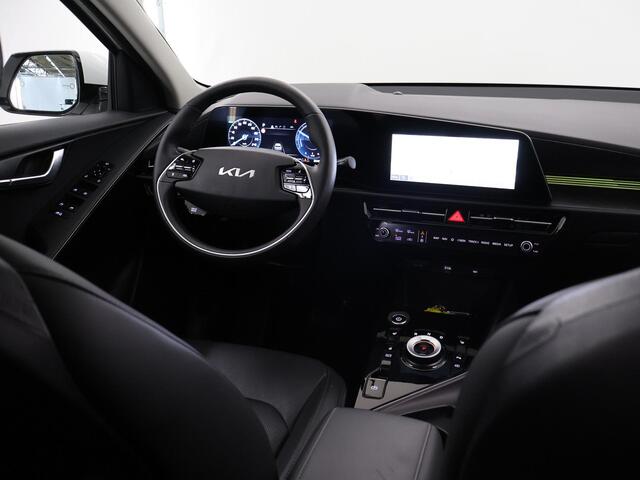 KIA e-Niro EV DynamicPlusLine 64.8 kWh | Panoramadak | Stoel/Stuurwielverwarming | Head-Up Display | Dodehoek detectie |