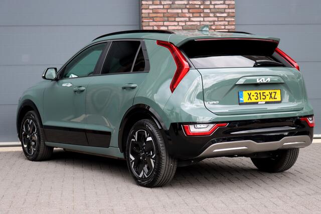 KIA e-Niro EV ExecutiveLine 64.8 kWh | Panoramadak | HUD | Adaptive Cruise Control | Stoelkoeling | Memory | Harman/Kardon | Camera | Stoel-, Stuur- en Achterbankverwarming |