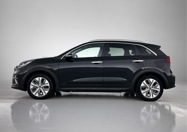 KIA e-Niro ExecutiveLine 64 kWh Op afspraak beschikbaar, interesse in deze mooie auto? Neem vooraf contact op met Kia Breda!