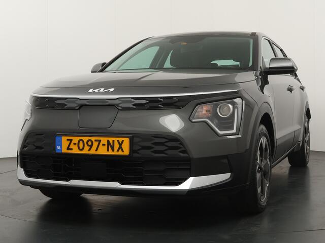 KIA e-Niro EV Light Edition 64.8 kWh - Navigatie - Keyless - Adaptive Cruise Control - Achteruitrijcamera - Fabrieksgarantie tot 05-2032